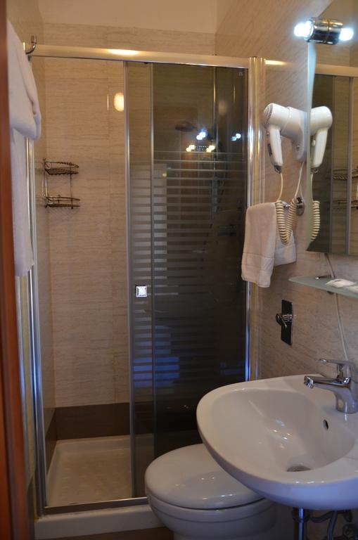 Hotel Nizza Milánó Kültér fotó