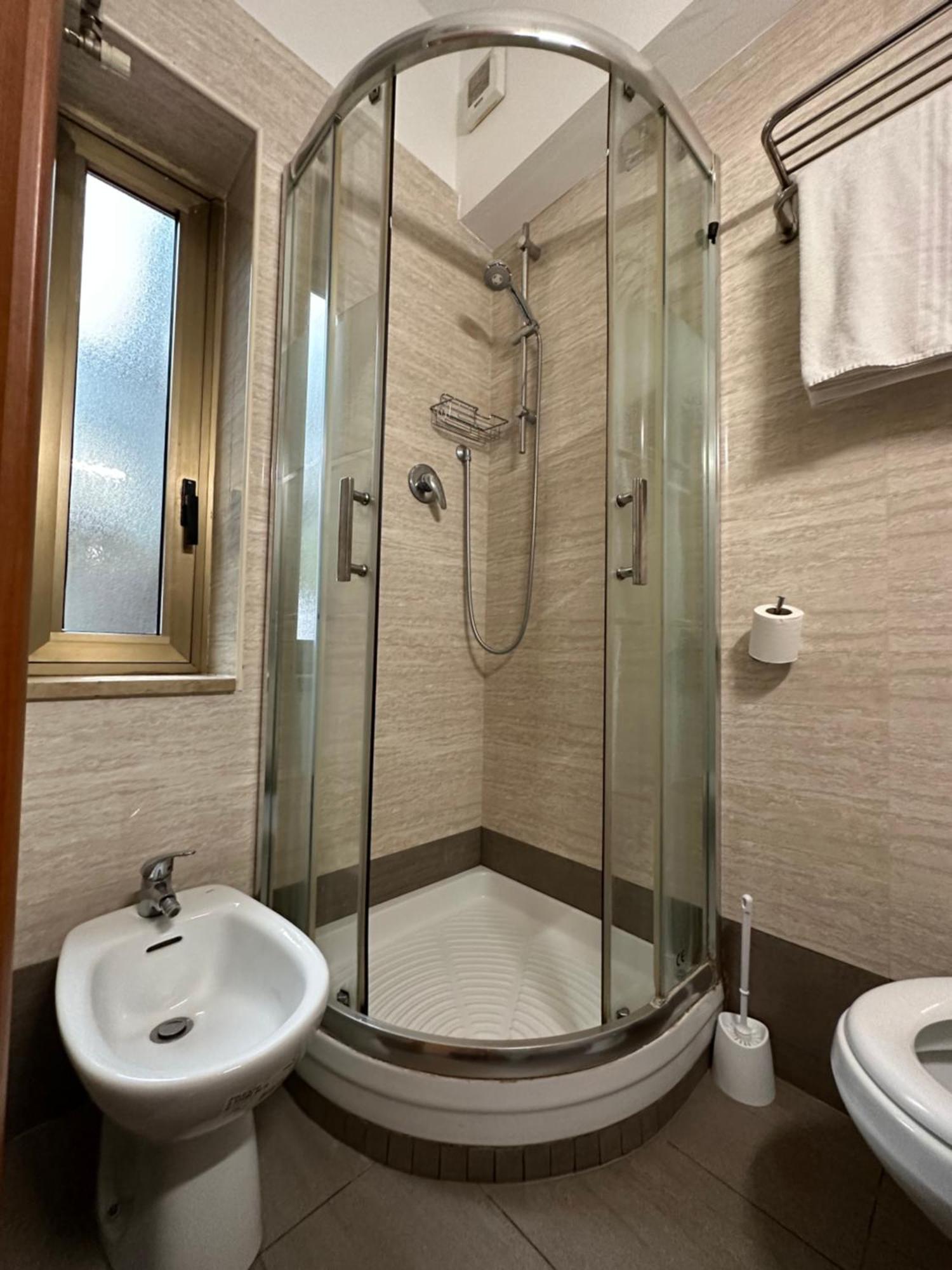 Hotel Nizza Milánó Kültér fotó