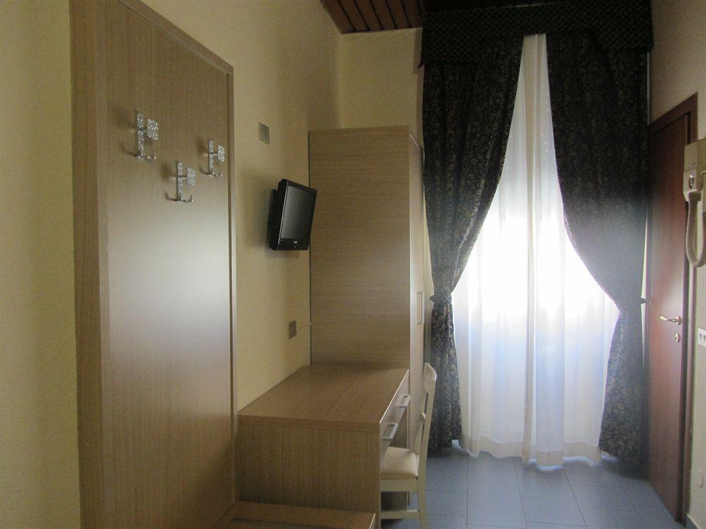 Hotel Nizza Milánó Kültér fotó
