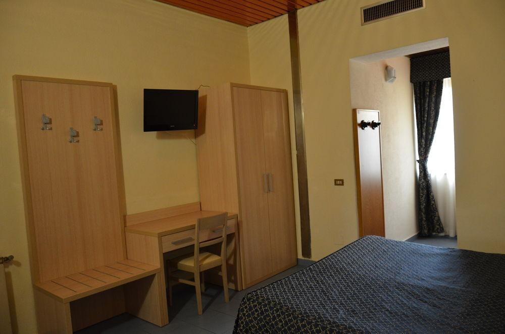 Hotel Nizza Milánó Kültér fotó