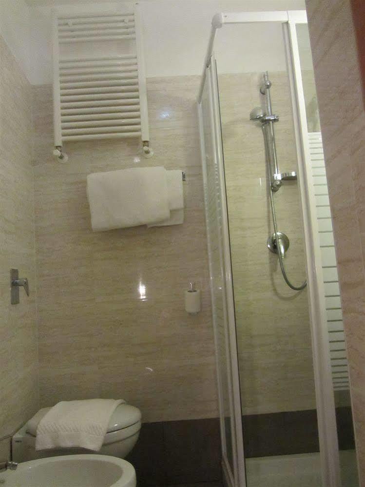 Hotel Nizza Milánó Kültér fotó